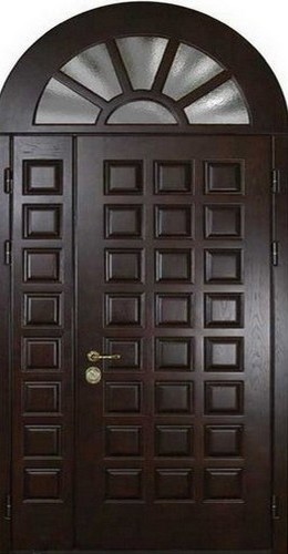 Взломостойкая входная дверь со стеклом и усиленной фурнитурой №5 с отделкой Массив дуба и Массив дуба